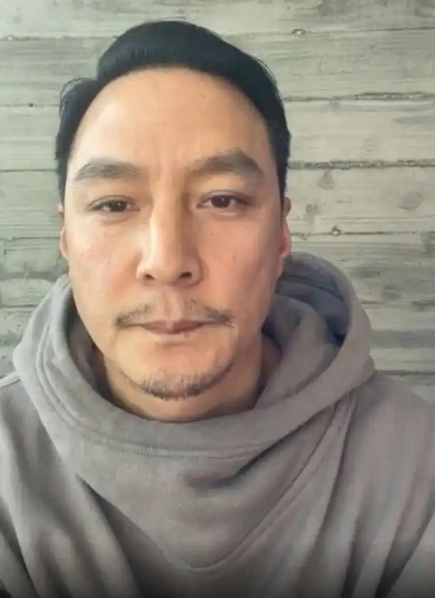 吴彦祖斥年轻演员太注重外形:外在不是演员值得骄傲的资本_腾讯新闻