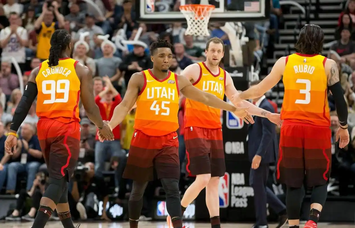 雪域高原的季后赛x因素|犹他爵士|克劳德|爵士队_新浪网