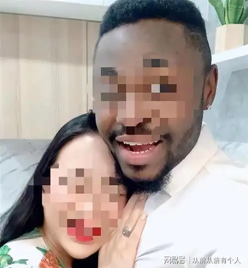 孩子的存在让陈怡终于下定决心,偷偷办理了退学手续,与杰斯回到了非洲