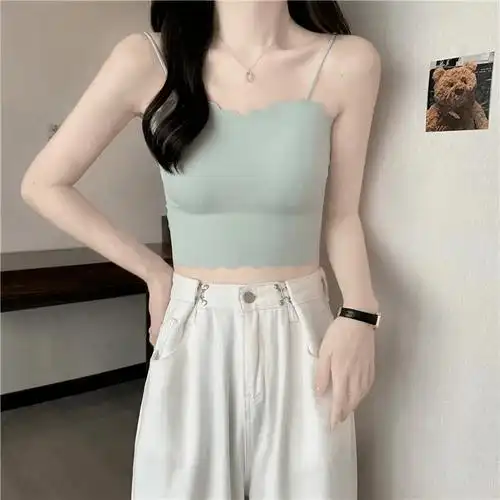 胸前小v波浪纹设计,撩而不露骨,绝不会让你的酥胸"溢出来"!