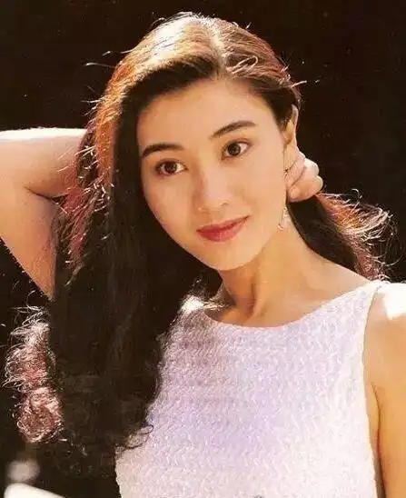 李嘉欣年轻颜值巅峰照在古代能撑起一整栋青楼太美了