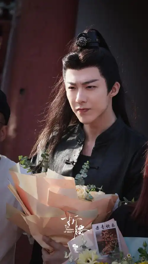 刘宇宁折腰##刘宇宁魏劭##刘宇宁新剧折腰杀青路透