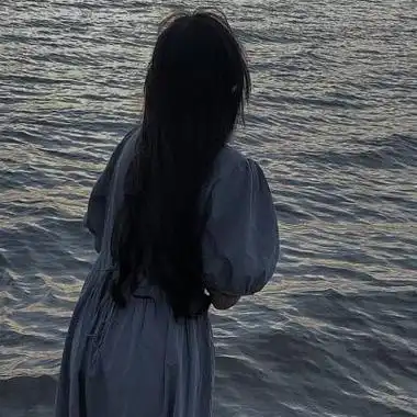 抑郁伤感的qq女生头像大全