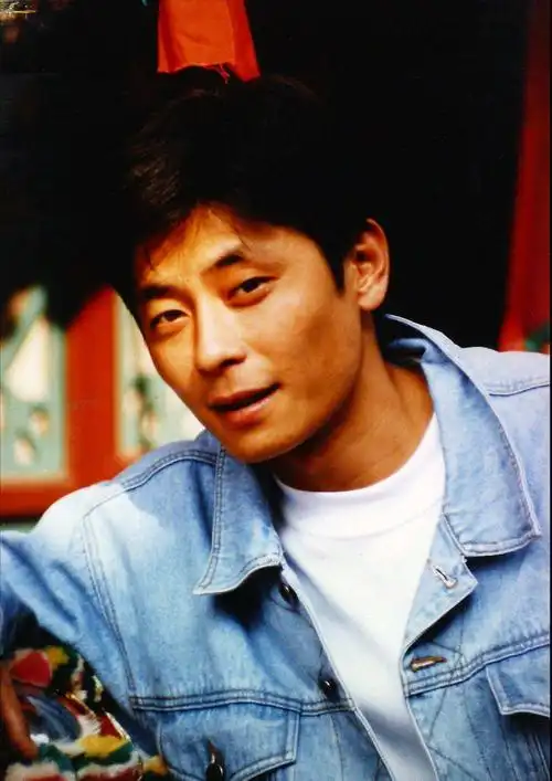 曾经歌手王杰在接受采访时,谈到了对"四大天王"的印象,他说:有些人