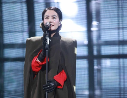 高晓松力挺王菲龚琳娜再炮轰皇帝新衣穿多久