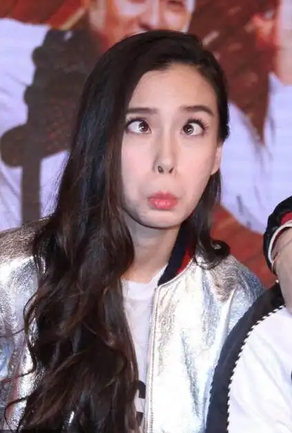 扮鬼脸的女明星,郑爽呆萌可爱,angelababy还是女神吗