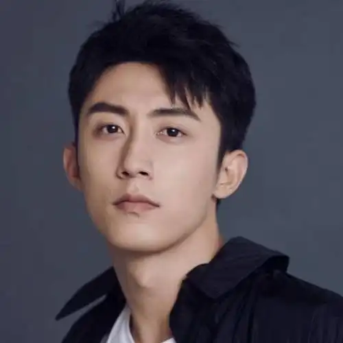 黄景瑜终于换头像了4年集齐九宫格网友小室的头像感觉更帅