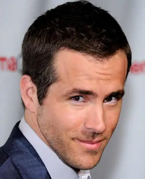 发际线高且m型发际线的男人适合什么发型?额头较大?