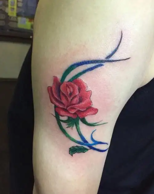 玫瑰纹身图片_成品手臂清新植物纹身图案