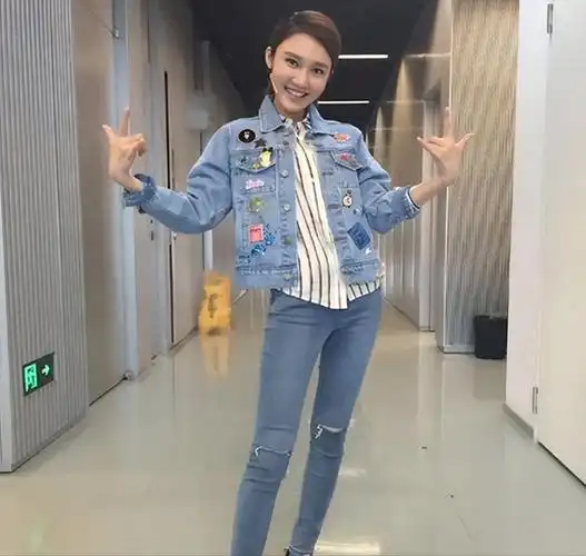 回顾央视穷鬼龙洋没房没车择偶标准高到离谱如今怎样