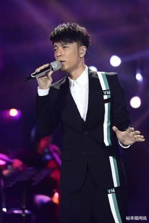 代替周杰伦!李克勤将加盟《中国好声音》做导师,收入千万元起