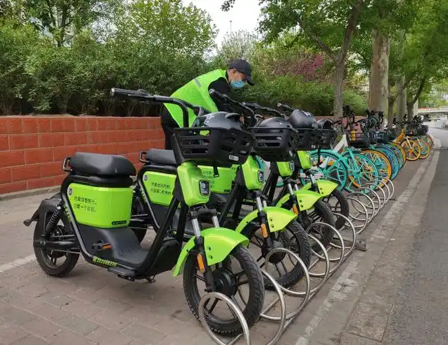 石家庄共享电单车"上新"19天,大量头盔不见了……多家企业回应