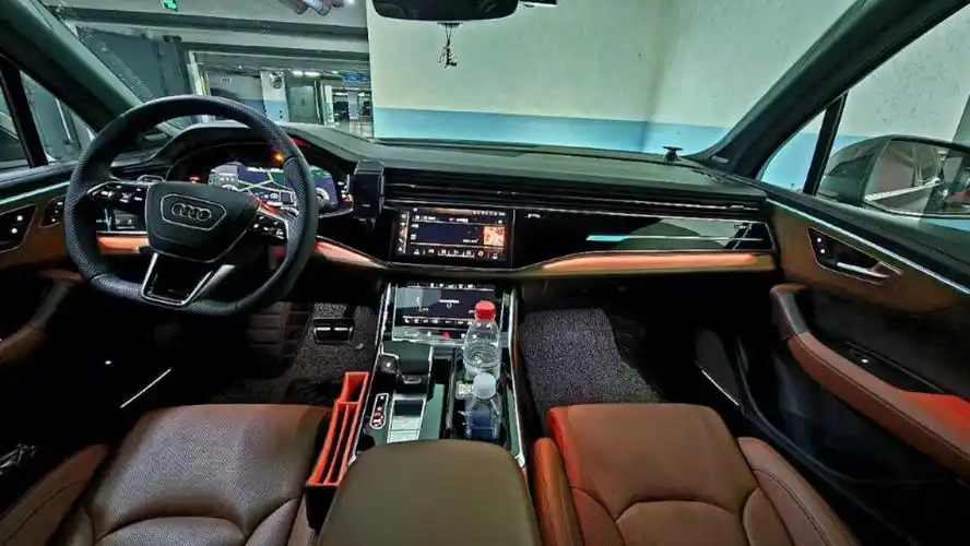 奥迪q7内饰高品味鉴赏