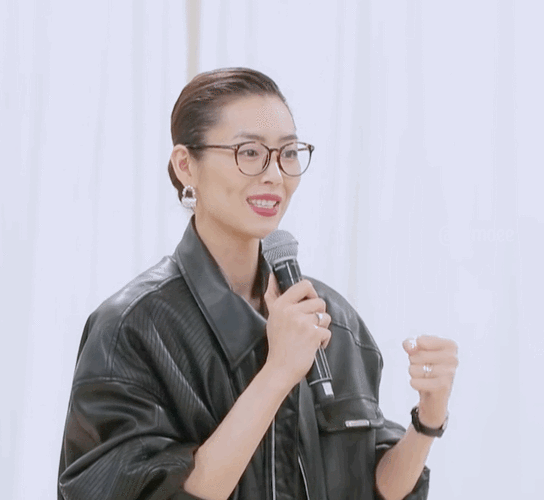 刘雯凭一己之力挑起了妈妈你正好看综艺的时尚重担