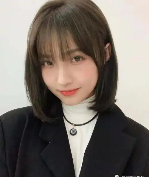 2021年流行免打理减龄短发