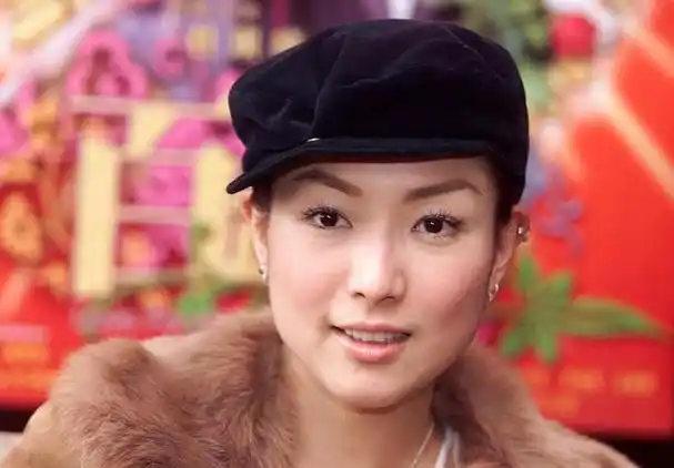 怎么区分郑秀文和杨千嬅