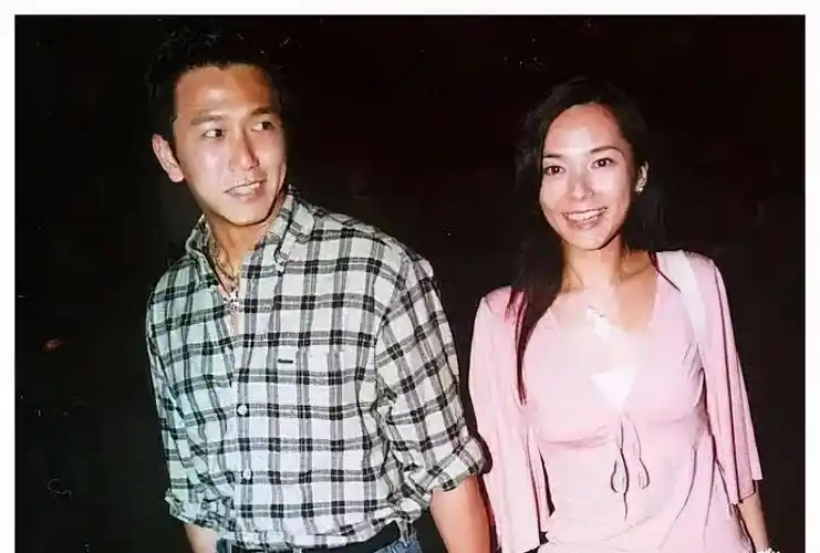 原创前tvb选美皇后曾做小三遭雪藏逃回内地嫁穷武指爱得卑微