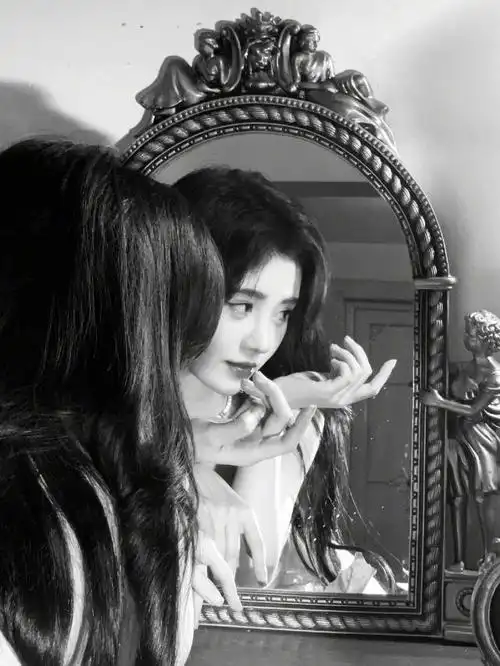 鞠婧祎芒果年货节造型