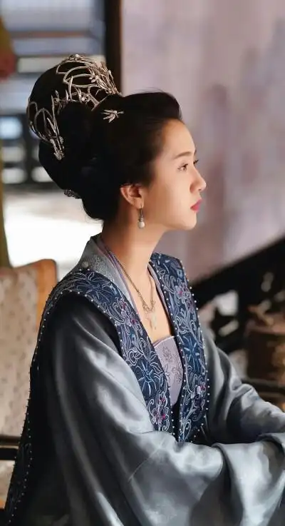 《清平乐》【苗娘子/苗心禾】许龄月