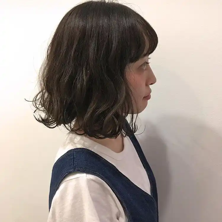 10款齐肩流行发型总有一款适合你