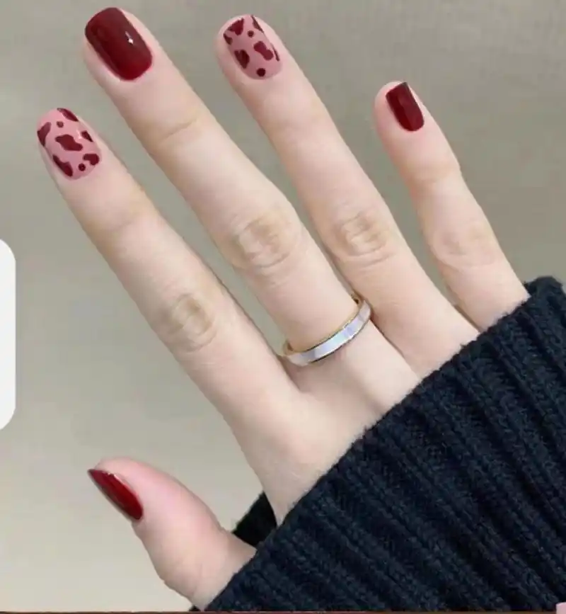 2023新年高级显白红色系美甲款式图片合集 亲手晒美甲 美甲分享 手绘