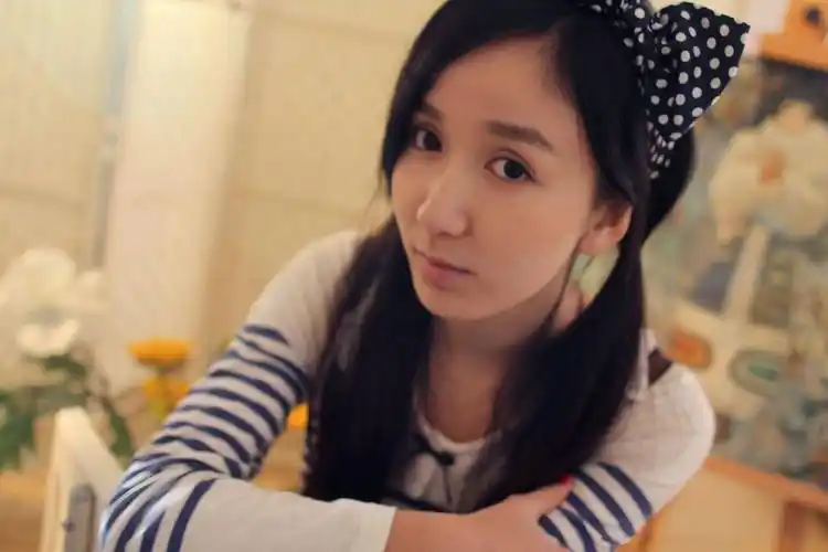 谁有胡一菲的悠闲照?