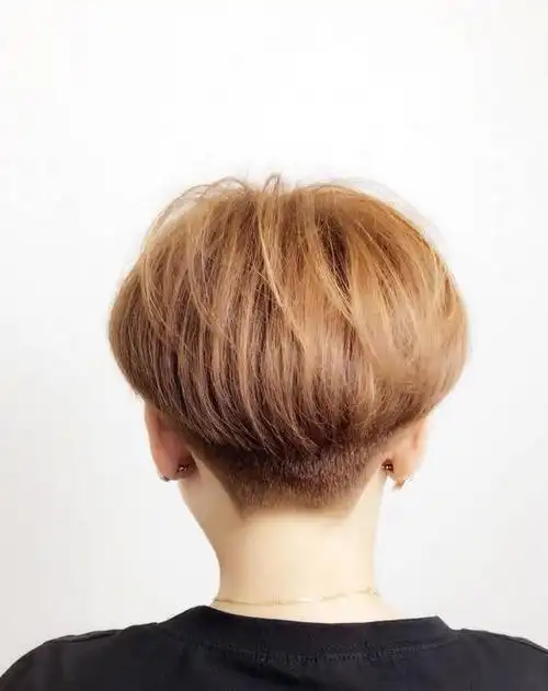 2018流行"盖盖头"