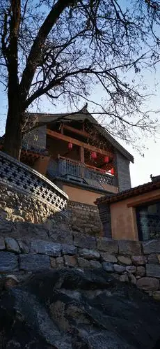 骆驼湾 :脱贫攻坚实践课堂