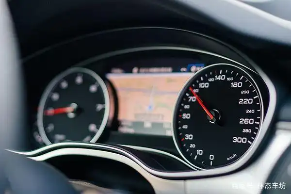 车友问,不少车时速表都到了260,280的,能跑到那个速度吗