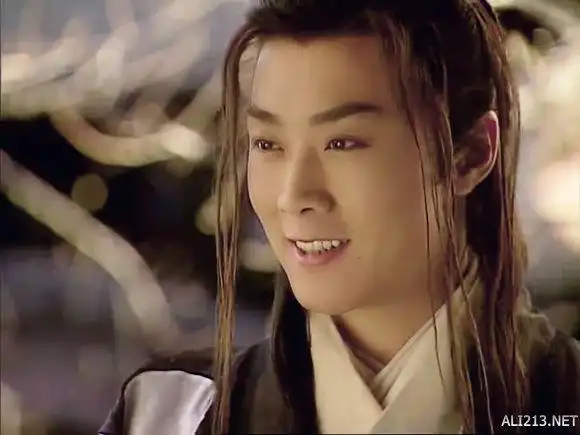 沈晓梅在《机灵小不懂》里饰演的宁王和《花姑子》里饰演的陶醉都很帅