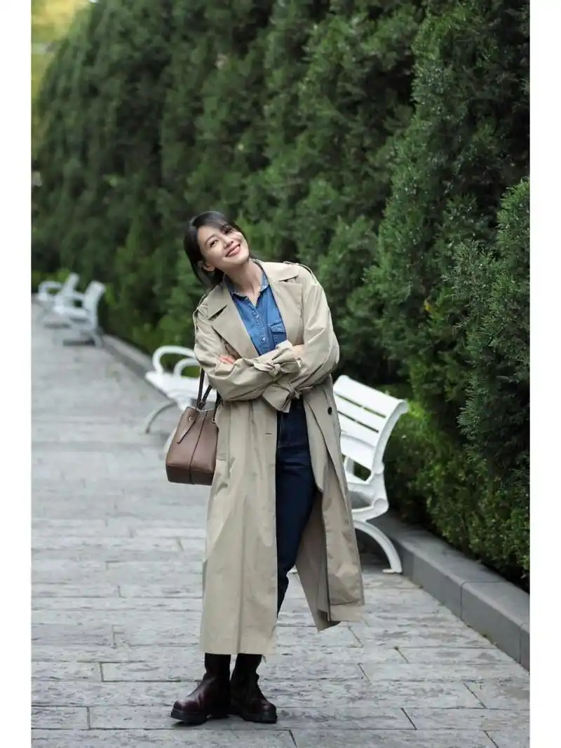 高圆圆秋冬风衣穿搭 基本款搭配的乐趣  只有细节控才会懂 #高圆圆