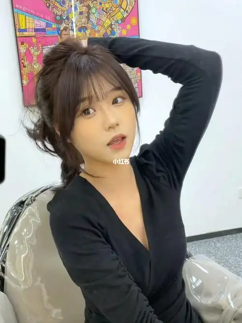 圆脸发际线后移女生请把这个发型焊在头上75