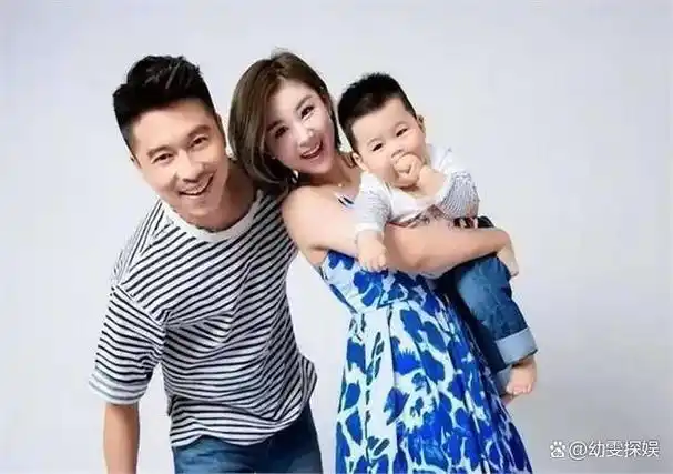 李小萌生二胎坐月子花了47万,一天吃7顿,但产后30天肚子已平坦