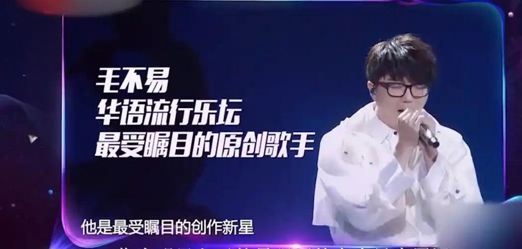 回顾这个人是谁有什么本事能够坐在这里当导师评价前辈