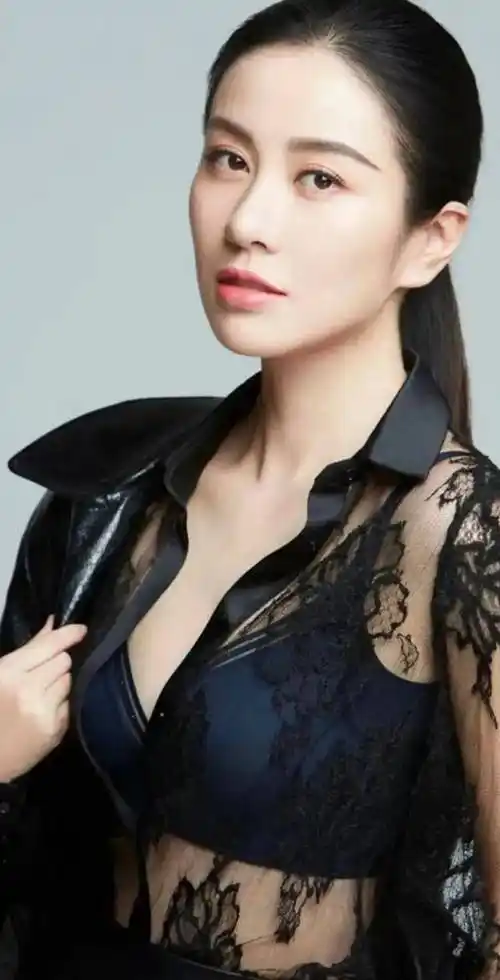 美女明星叶璇高清写真美图从头美到脚真是女人味十足