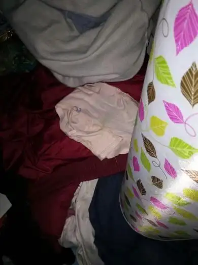 女孩六岁有黄色液体内裤怎么会事急急急急