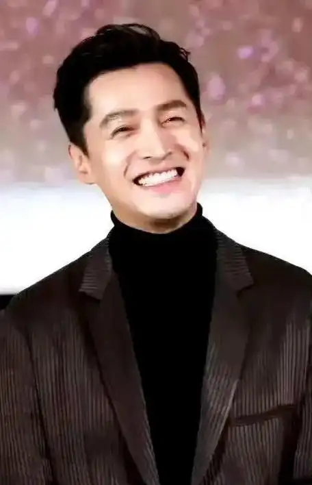 胡歌以前的牙齿真的有点不堪入目,难怪有人说整牙堪比整容 67