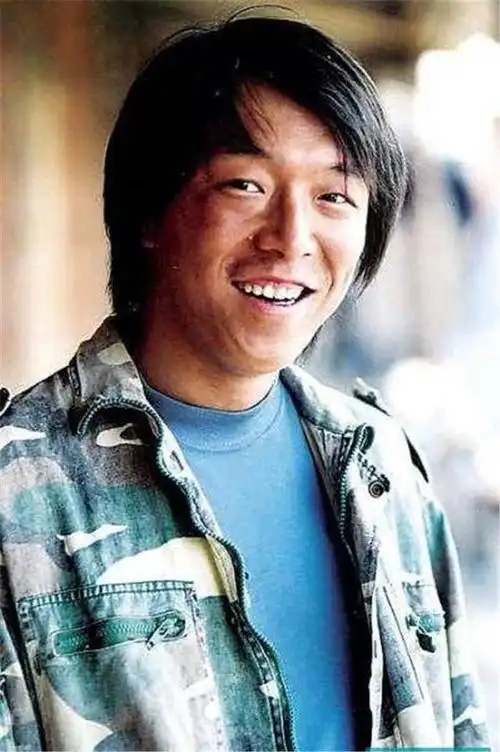 黄渤变帅被质疑赴韩整容,爆笑回应逗翻网友:我以前是有多磕碜啊