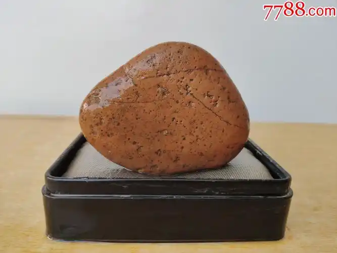 新进洛阳黄蜡石原石1996(色彩好,自然包浆好,石型好)