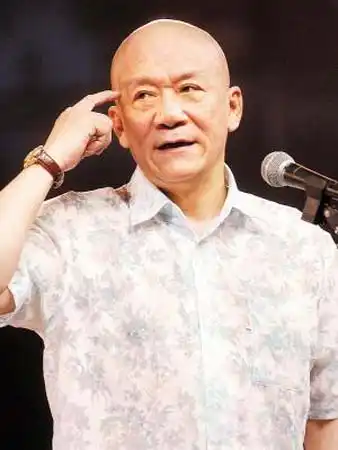 已故春晚大腕揭秘之侯耀文曾批郭德纲读书少图