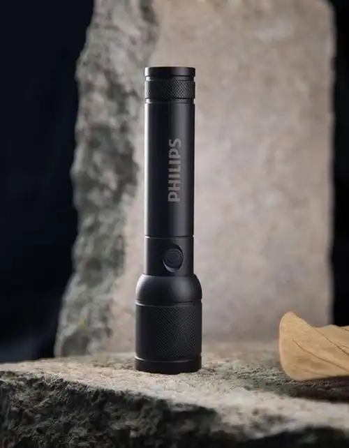 飞利浦强光可变焦手电筒129元