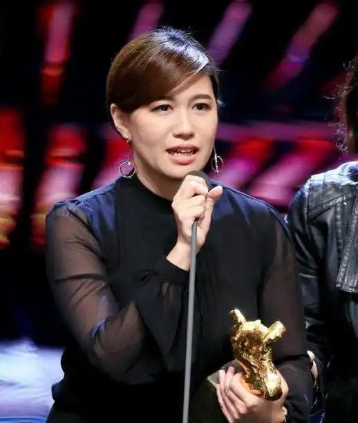 傅榆不知悔改,星途惨淡,滚出娱乐圈!