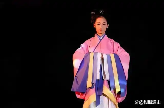 在丝绸之路开通后,汉代服饰在发展过程中,对当代设计有何影响?