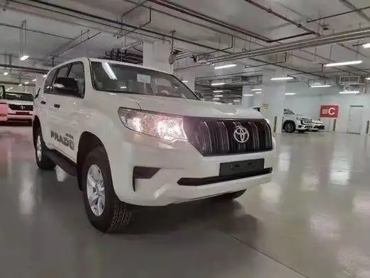 丰田霸道2700tx丐版报价天津港现车大降价40余万起售