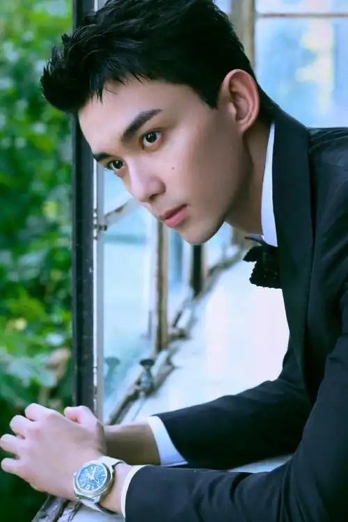 期待红毯上的帅磊磊#吴磊黑色领