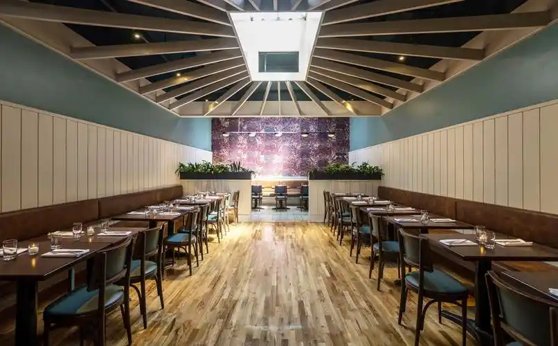 小饭店门面室内木质吊顶装修效果图片_装修123效果图