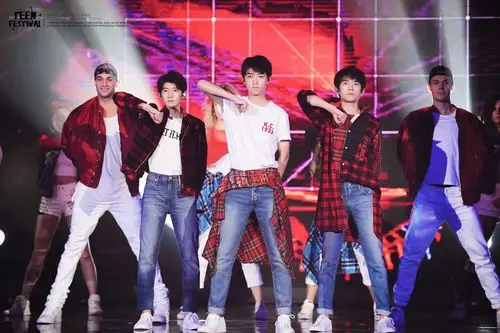 tfboys王俊凯王源易烊千玺快本三小只帅哥高… - 堆糖,美图壁纸兴趣