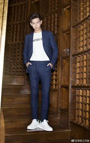 帅照搜集计划——正面全身李现