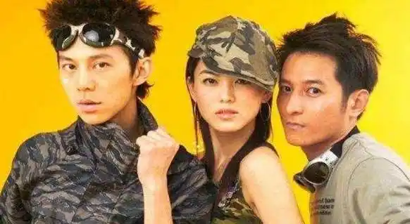 随后毕业于浙江传媒的李维嘉,在何炅的推荐下也加盟快本.