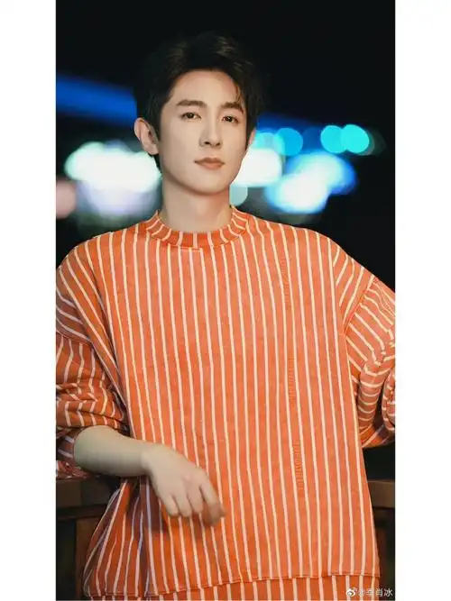 给季肖冰做妆发